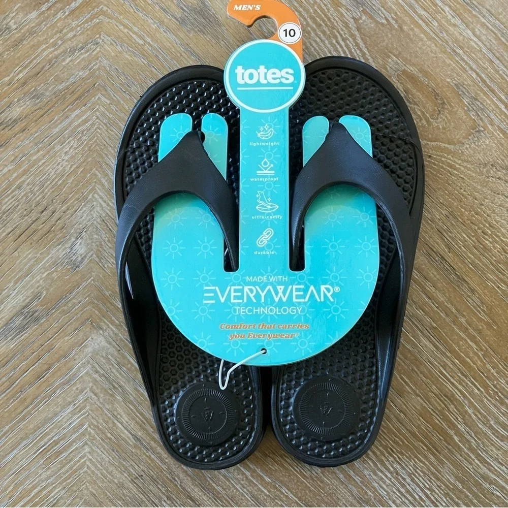 NWT Totes Everywhere Men's Black Flip Flop Thong Sandals 10